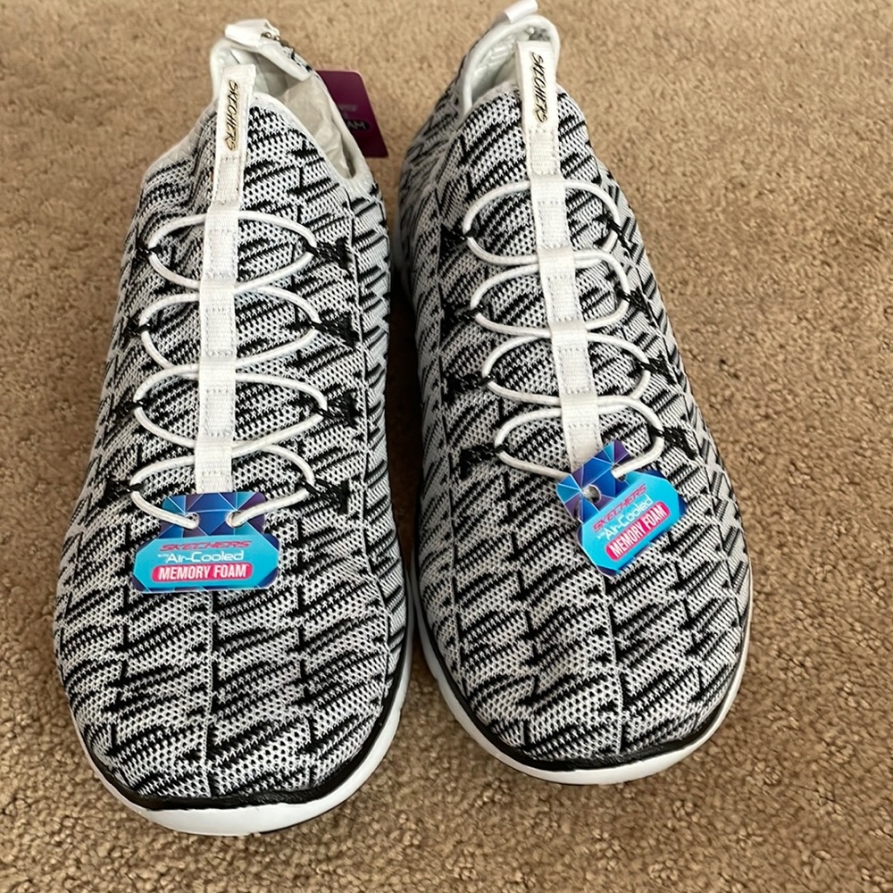 Skechers brand new Air Cooled memory foam slip on sneakers